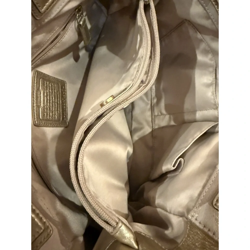 Coach vintage penelope